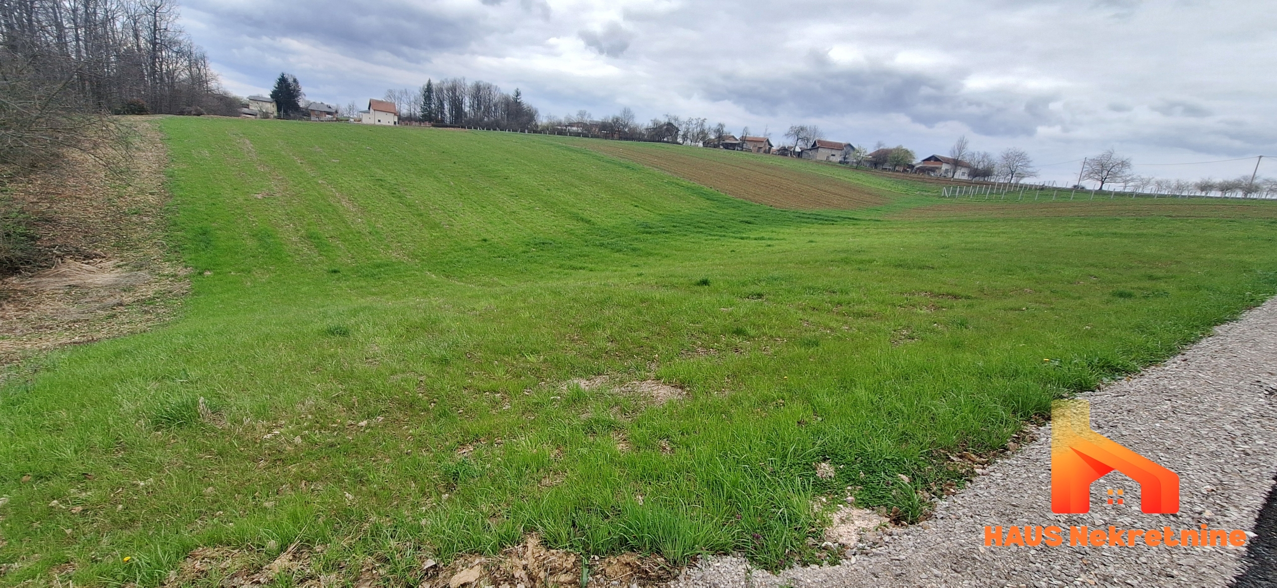 Zemljište pogodno za gradnju – 3000 m2 – Krčmarice