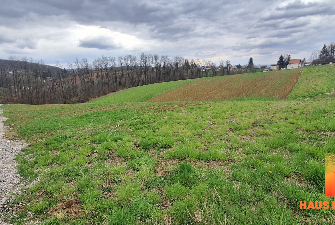 Zemljište pogodno za gradnju – 3000 m2 – Krčmarice
