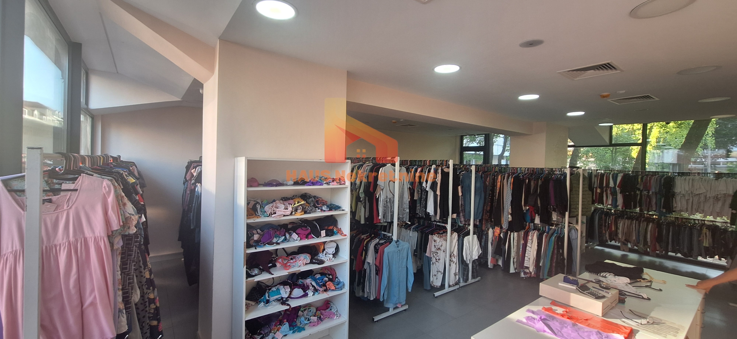 Poslovni prostor open space – 100 m2 – Vojvode Momčila