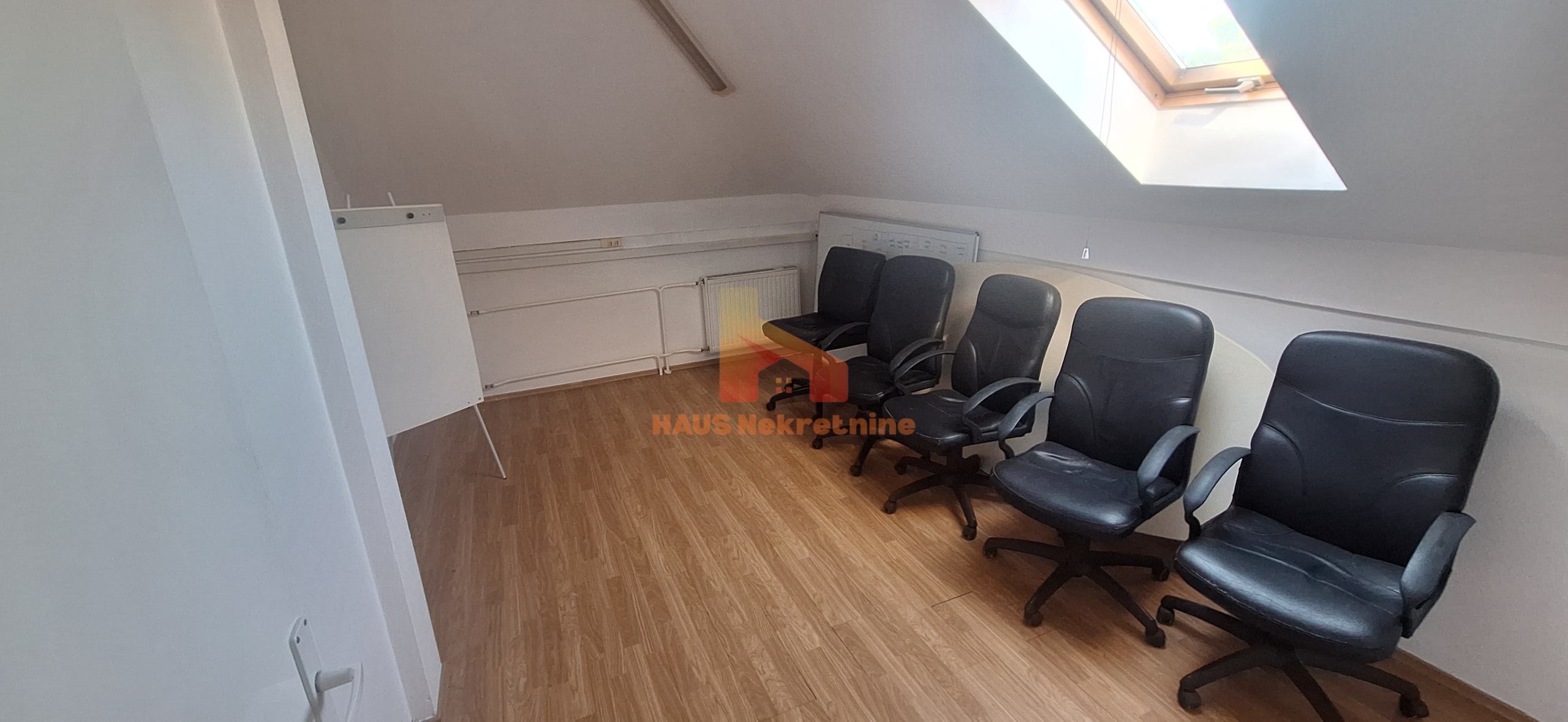 Poslovni prostor – 7 kancelarija – 210 m2 – Bana Milosavljevića