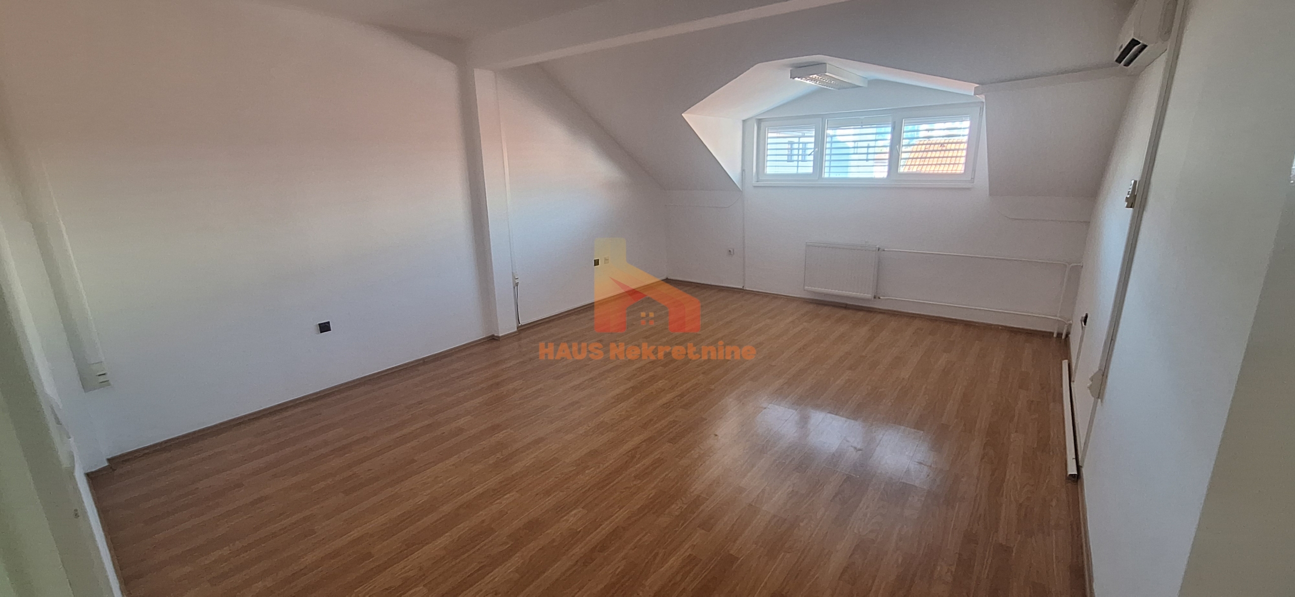 Poslovni prostor – 7 kancelarija – 210 m2 – Bana Milosavljevića