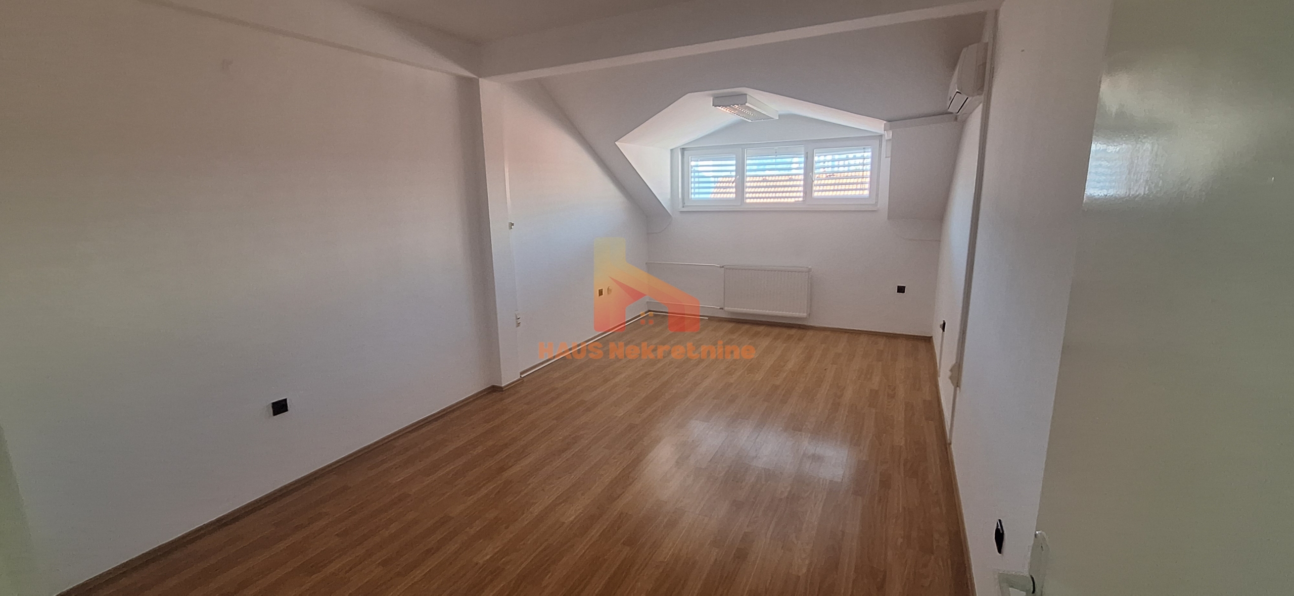 Poslovni prostor – 7 kancelarija – 210 m2 – Bana Milosavljevića