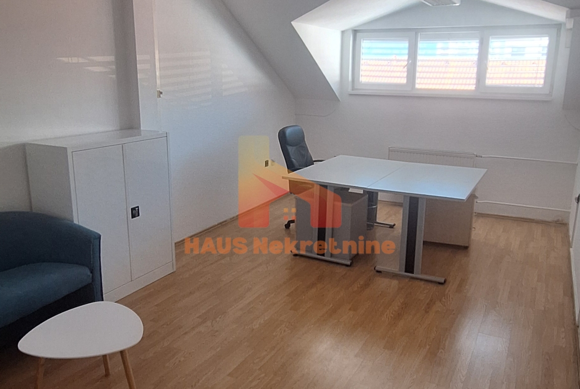 Poslovni prostor – 7 kancelarija – 210 m2 – Bana Milosavljevića
