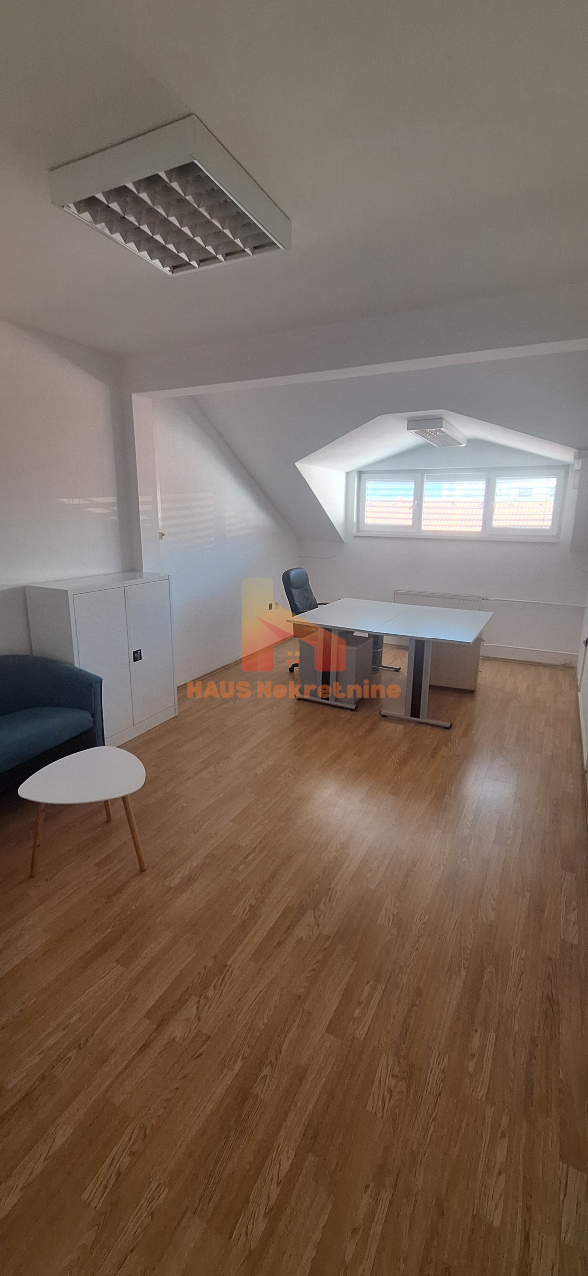 Poslovni prostor – 7 kancelarija – 210 m2 – Bana Milosavljevića