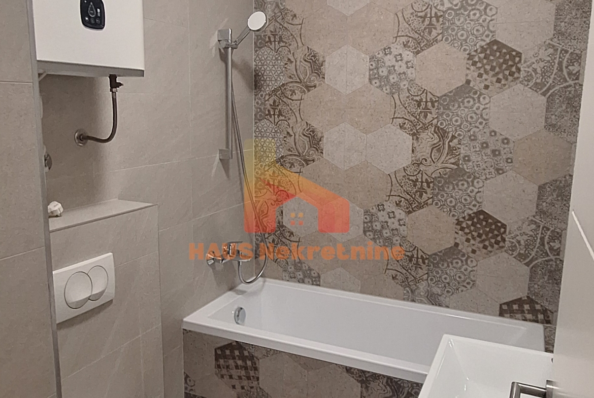 Stan za pravna lica – 92 m2 – 3 spavaće sobe – Petra Kočića