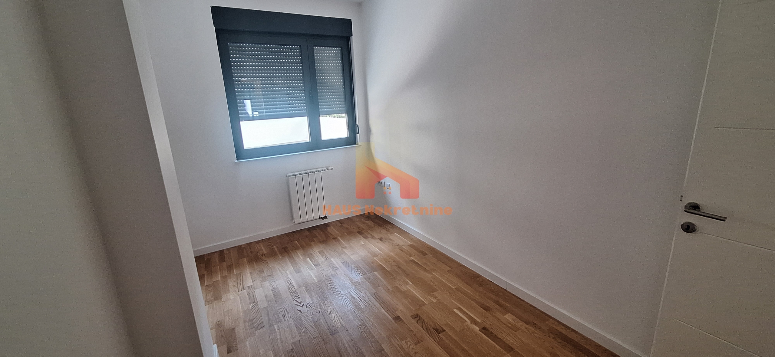 20260806_132214 Stan za pravna lica – 92 m2 – 3 spavaće sobe – Petra Kočića