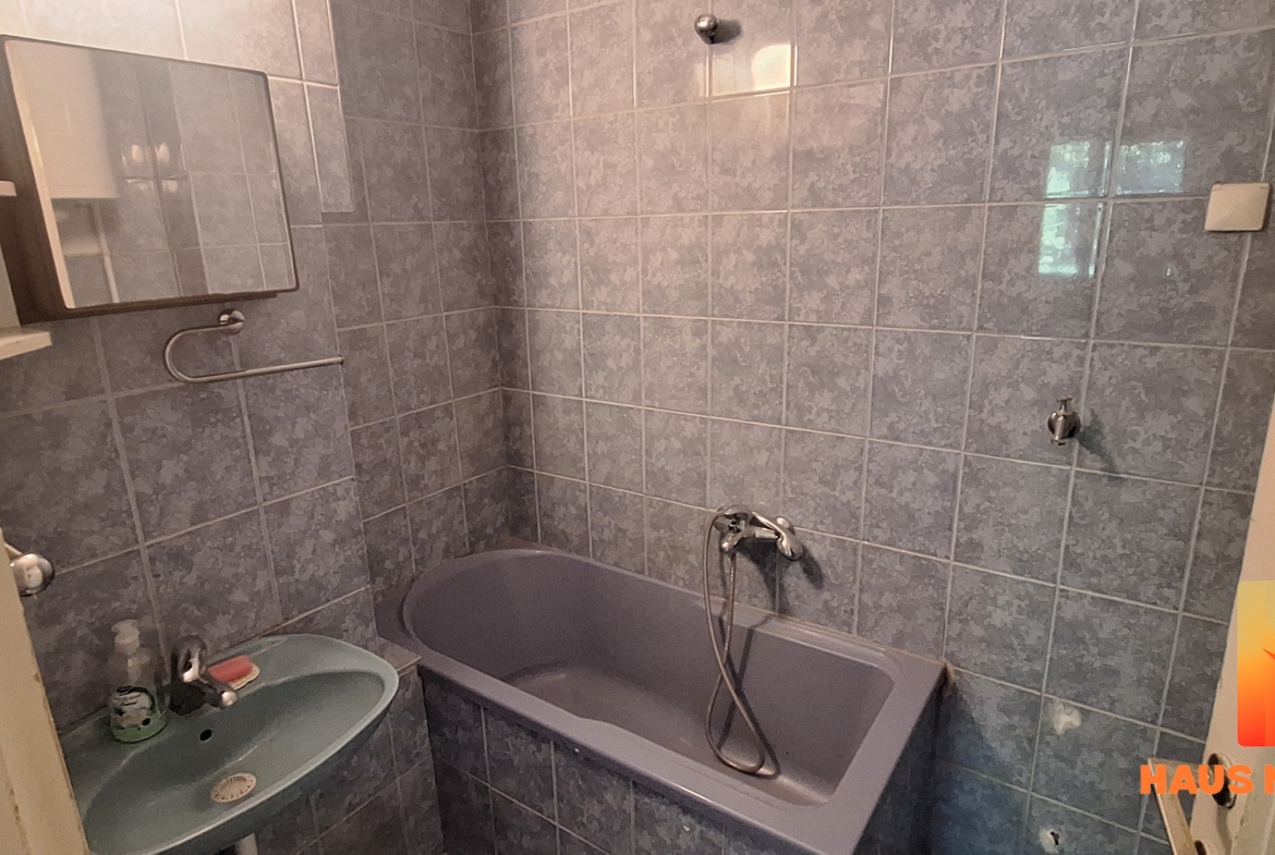 Trosoban stan sa parkingom i terasom – 68 m2 – Nikole Tesle