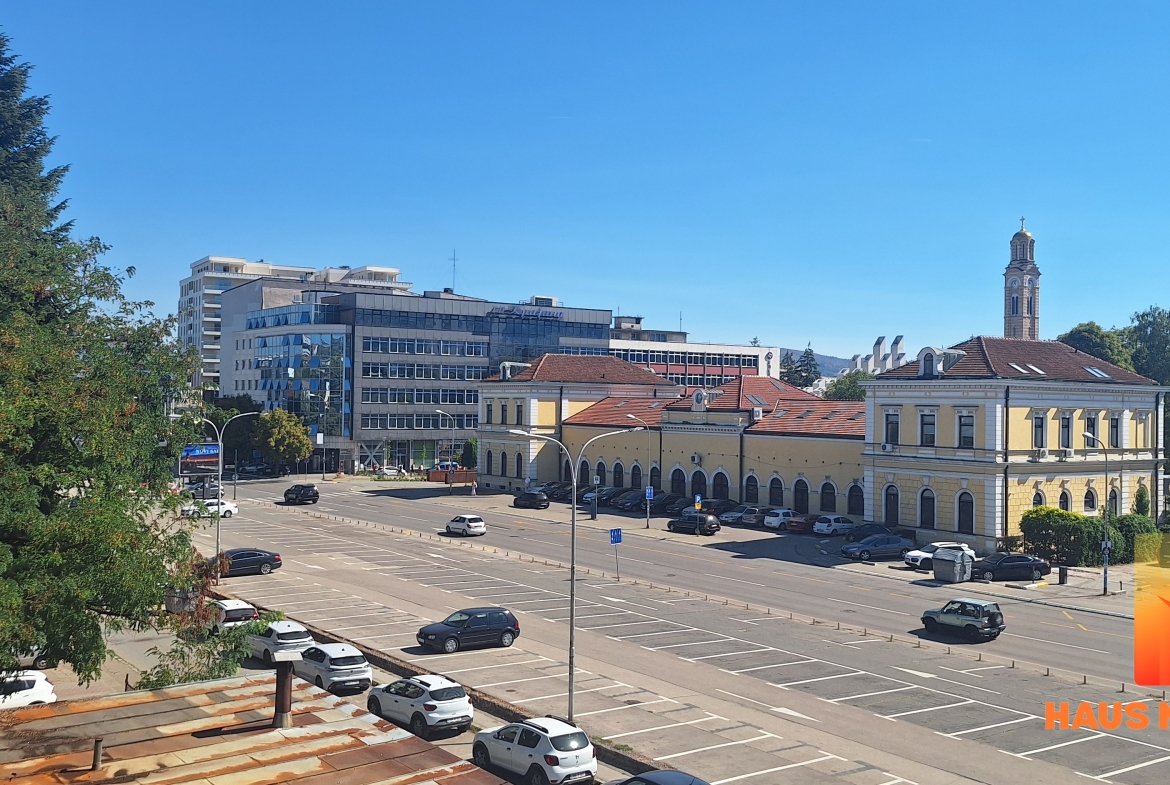 Trosoban stan sa parkingom i terasom – 68 m2 – Nikole Tesle