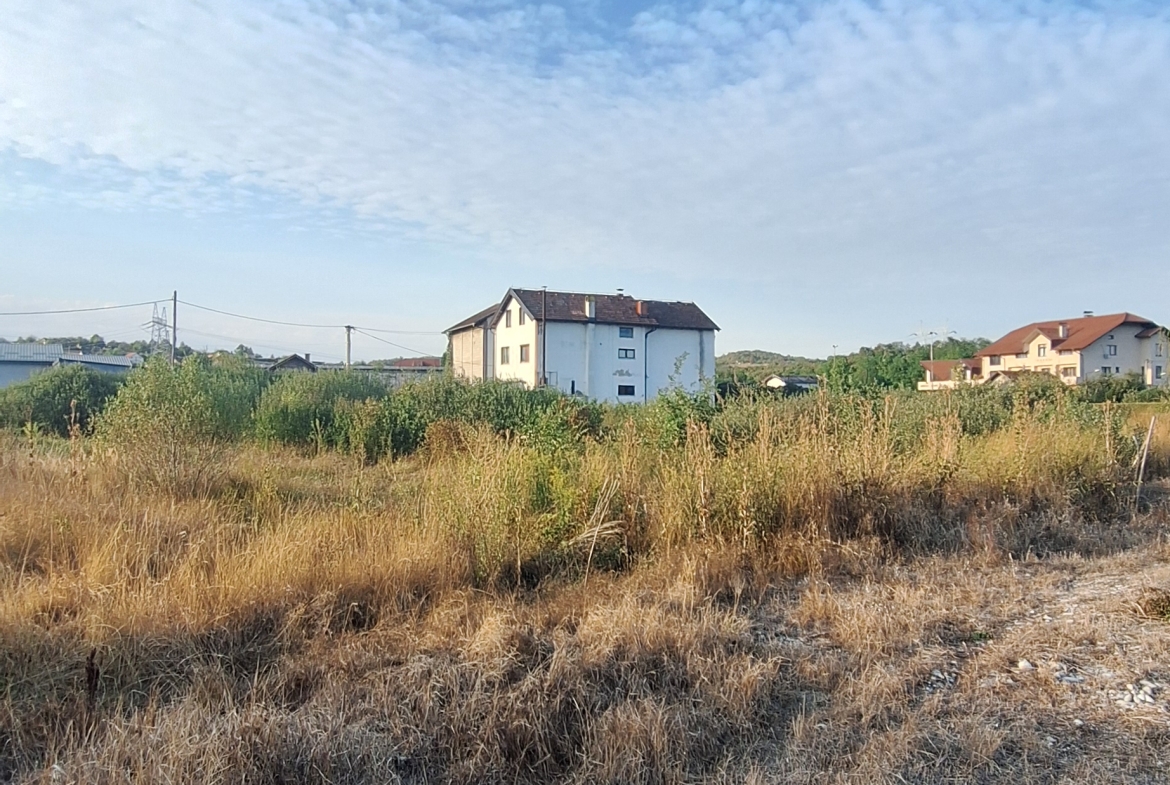 Industrijsko zemljište za halu do 600 m2 – 2.367 m2 – Ramići