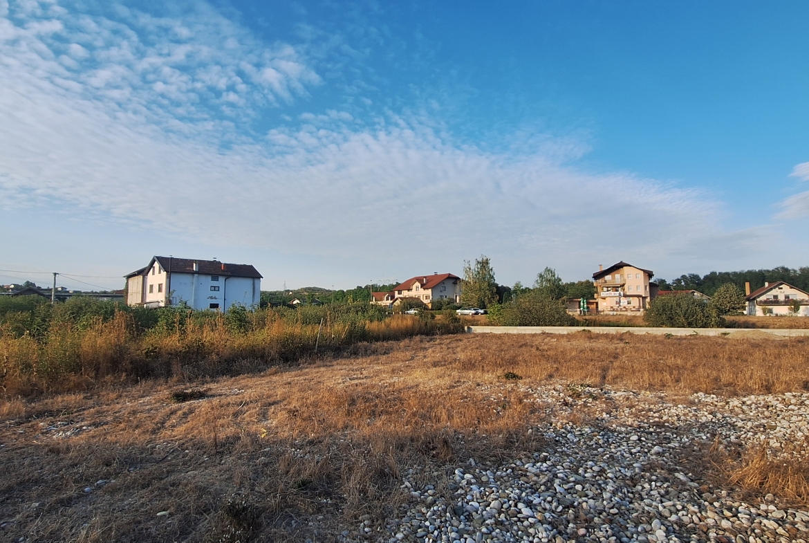 Industrijsko zemljište za halu do 600 m2 – 2.367 m2 – Ramići