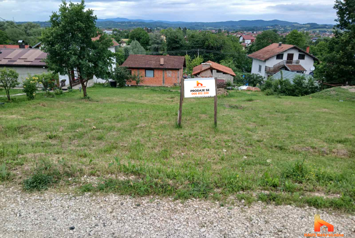 Građevinsko zemljište sa dozvolom i projektom – 850 m2 – PRIJEČANI