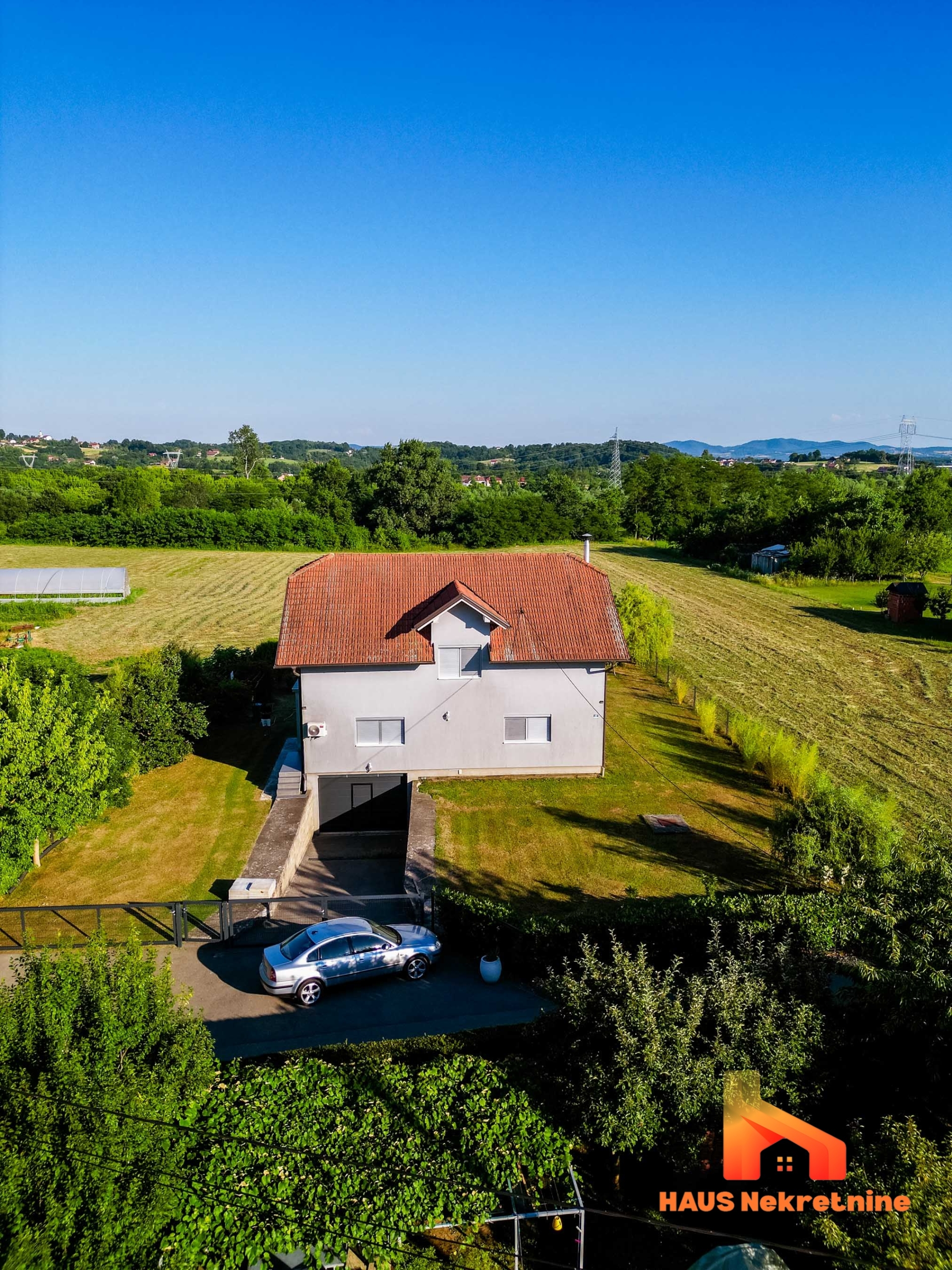 Porodična kuća sa uređenom okućnicom – 217 m2 – Laktaši