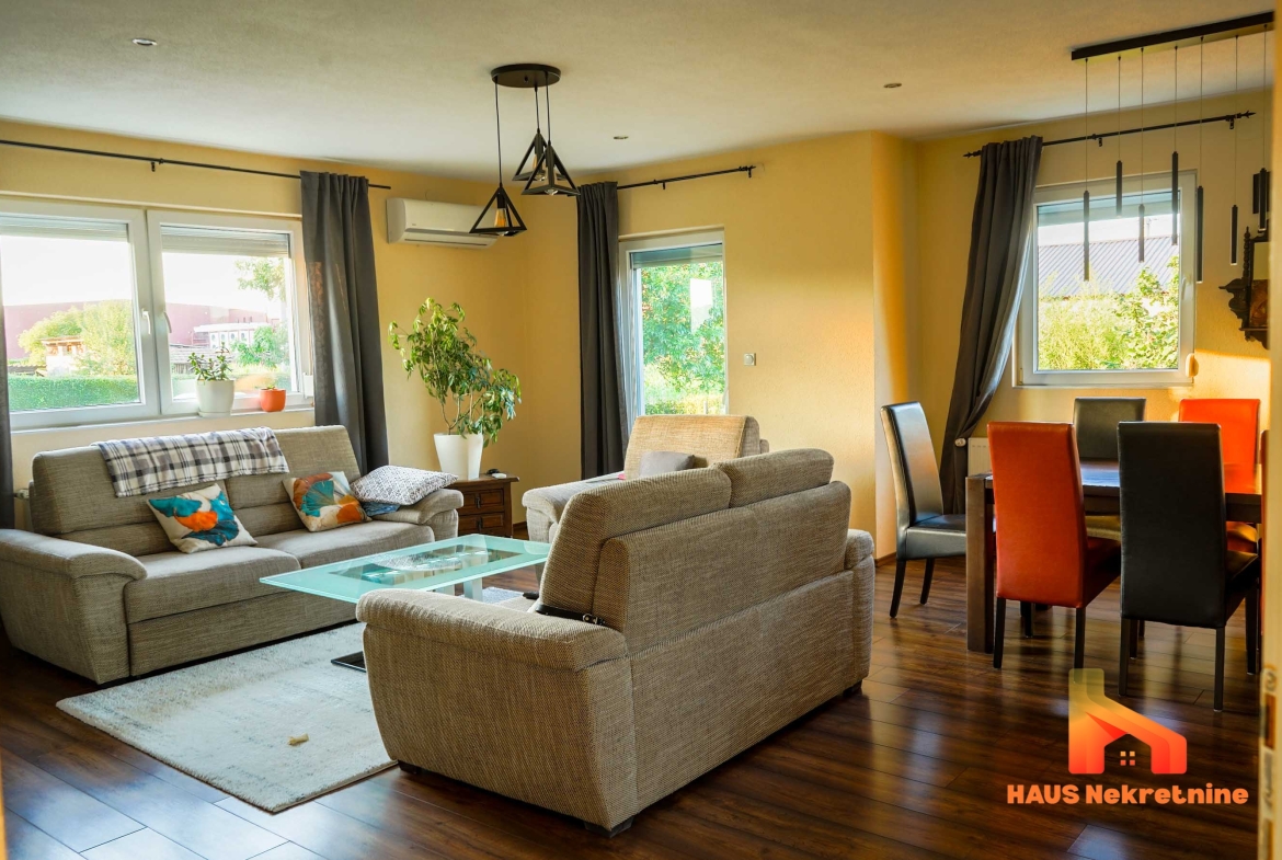 Porodična kuća sa uređenom okućnicom – 217 m2 – Laktaši