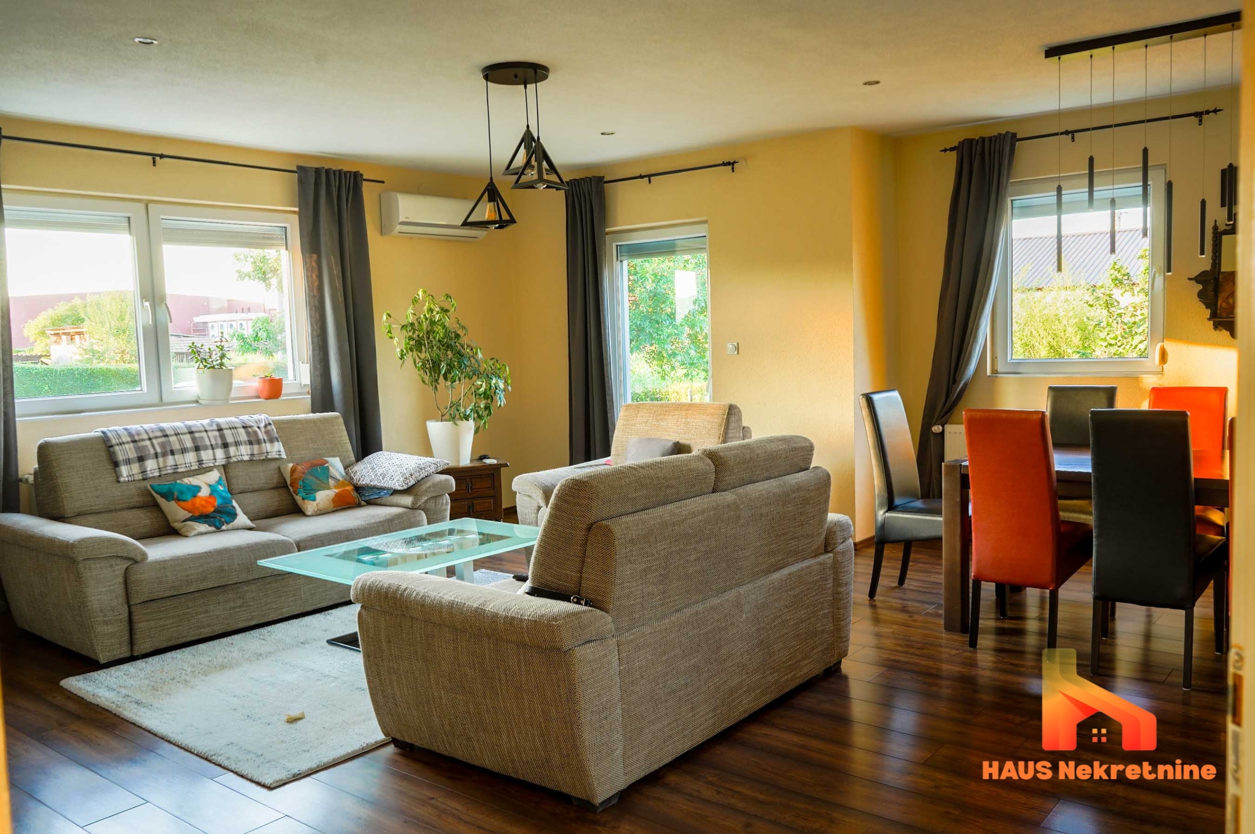 Porodična kuća sa uređenom okućnicom – 217 m2 – Laktaši