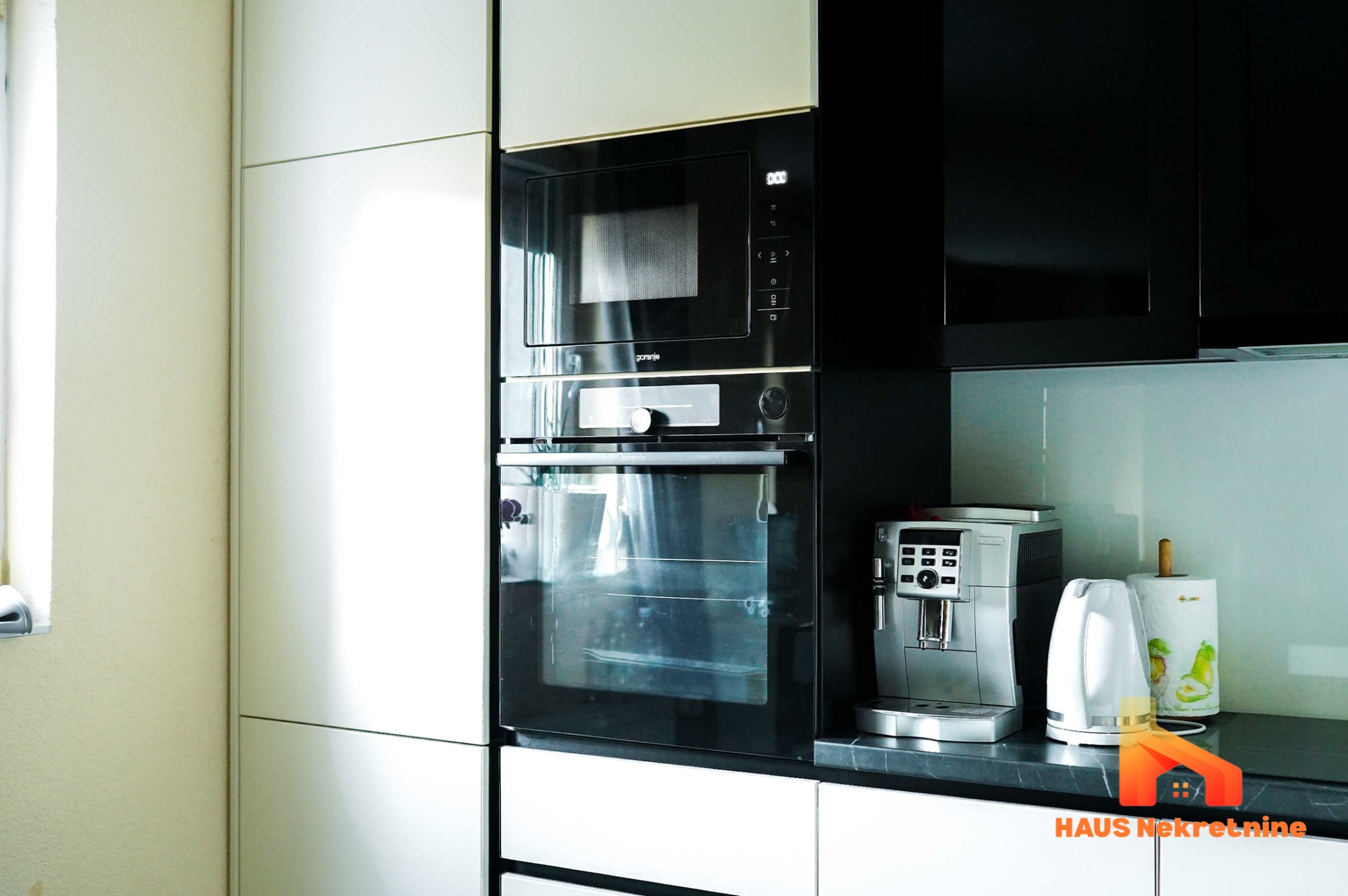 Porodična kuća sa uređenom okućnicom – 217 m2 – Laktaši