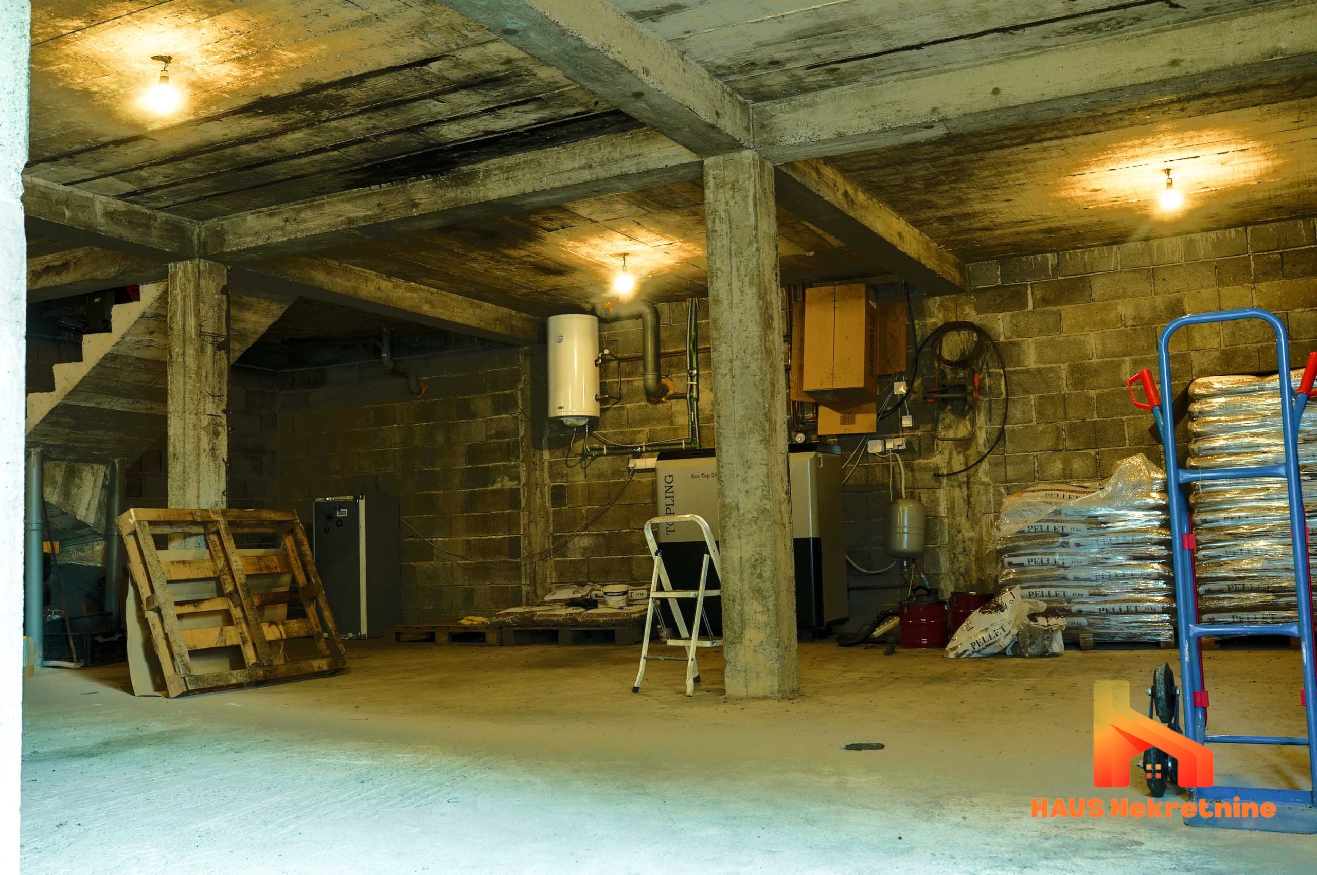 Porodična kuća sa uređenom okućnicom – 217 m2 – Laktaši